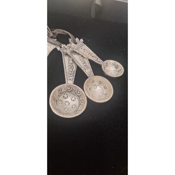 Ganz Princess Pewter Measuring Spoons Set- Stars & Crowns- Vintage Kitchen Decor - Picture 5 of 8